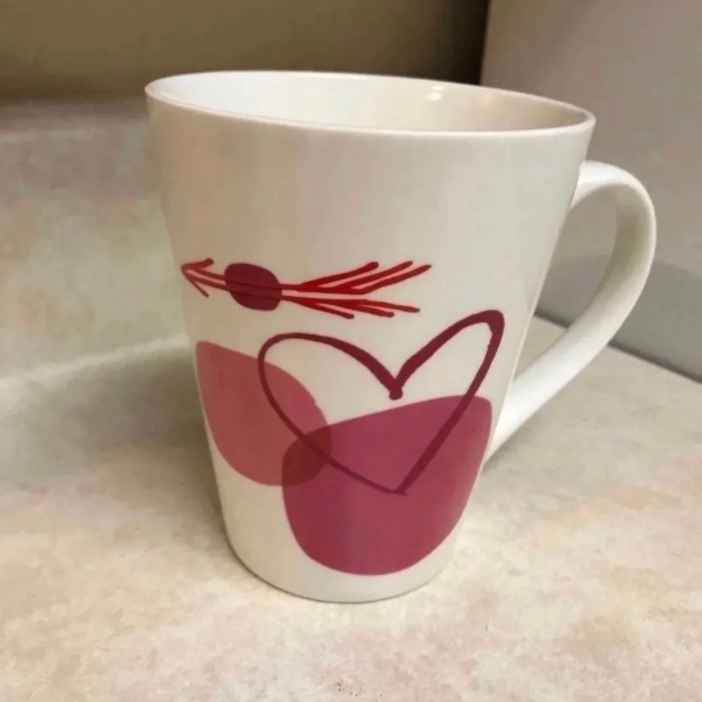 Starbucks 2014 Valentine’s Day Heart Arrow Ceramic Coffee Mug 13 oz